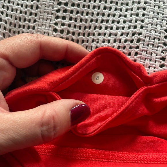 Lululemon cropped Wunder Under leggings size 8 - Picture 4 of 4